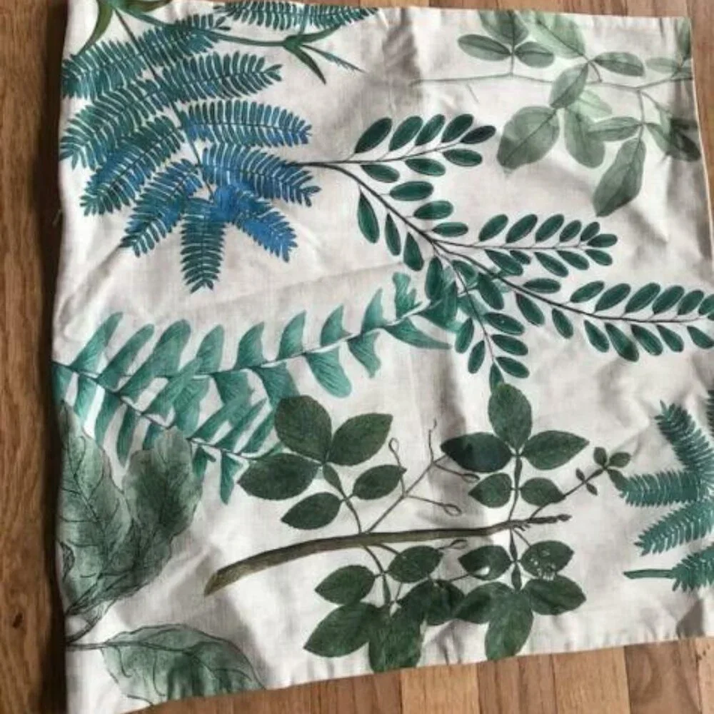 Set/ 2 POTTERY BARN 20' pillow fern/ leaf/ botanical covers